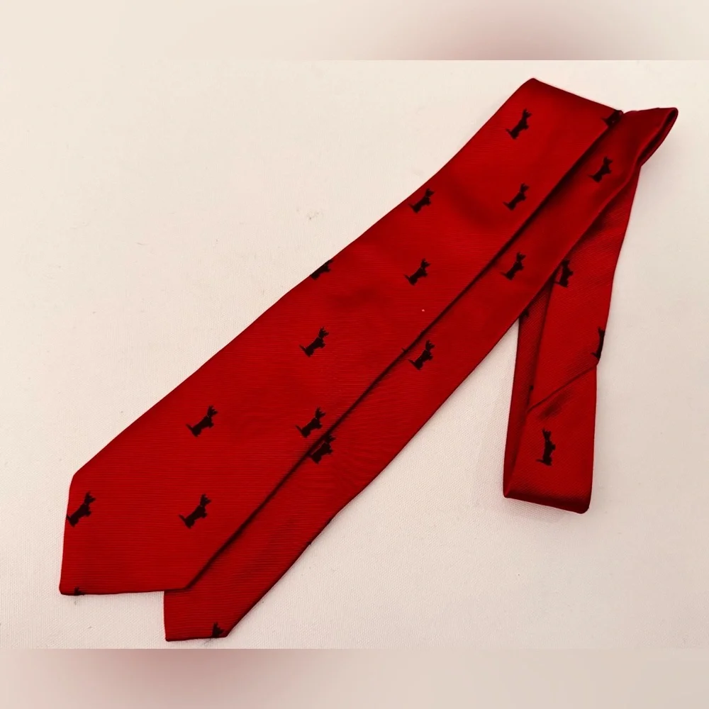 J. McLaughlin Red Kids Tie with Black Dog Pattern